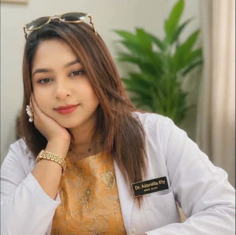 Portrait of Dr. Abriella Ety, Consultant – Oral & Maxillofacial Surgery at Islamia Dental Surgery